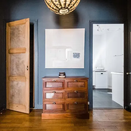 Place Des Jacobins/appartement 4 Personnes Ail Apartment