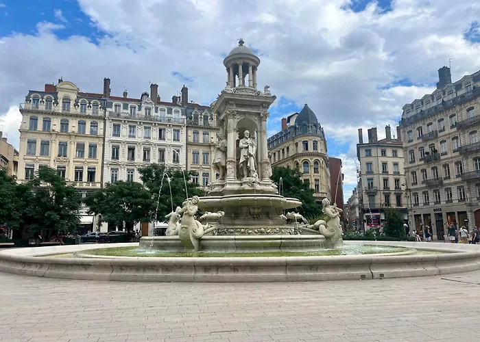 דירה Hyper Centre 4 Rue Emile Zola Bellecour Jacobins Celestins Wifi Ascenseur ליון